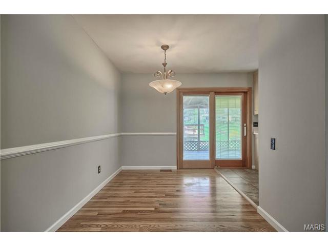 501 Thornlea, Ballwin, MO 63011 photo 6