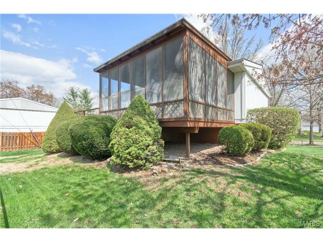 501 Thornlea, Ballwin, MO 63011 photo 20