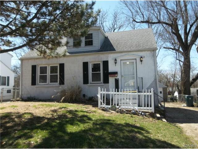 88 Reasor Dr, Saint Louis, MO 63135 photo 1