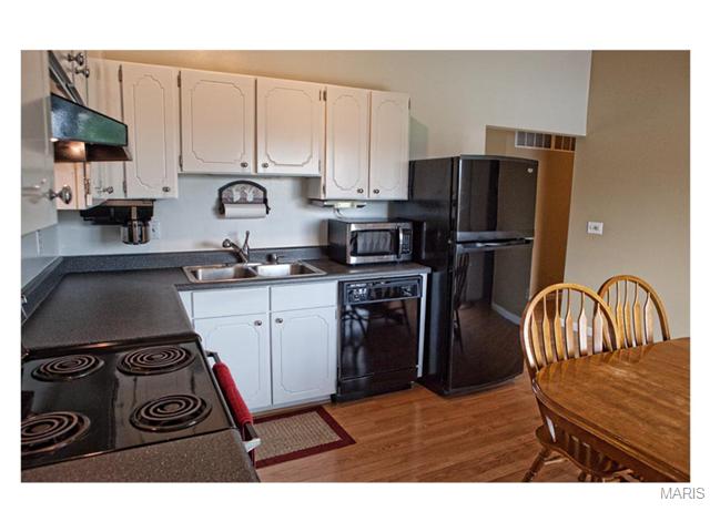 1270 White Hawk Dr, O'fallon, MO 63366 photo 16