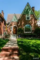 6447 Devonshire Ave, Saint Louis, MO 63109 photo 2