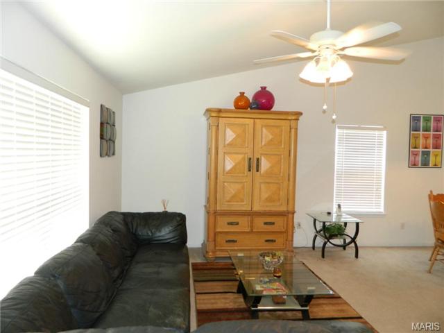 730 Homerun Dr, O'fallon, MO 63366 photo 3