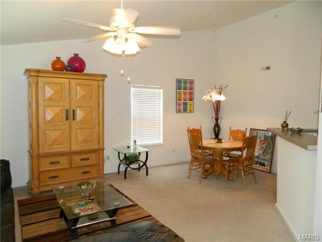 730 Homerun Dr, O'fallon, MO 63366 photo 2