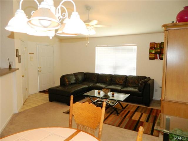 730 Homerun Dr, O'fallon, MO 63366 photo 4