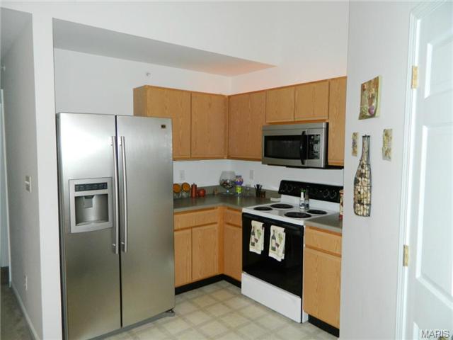 730 Homerun Dr, O'fallon, MO 63366 photo 8