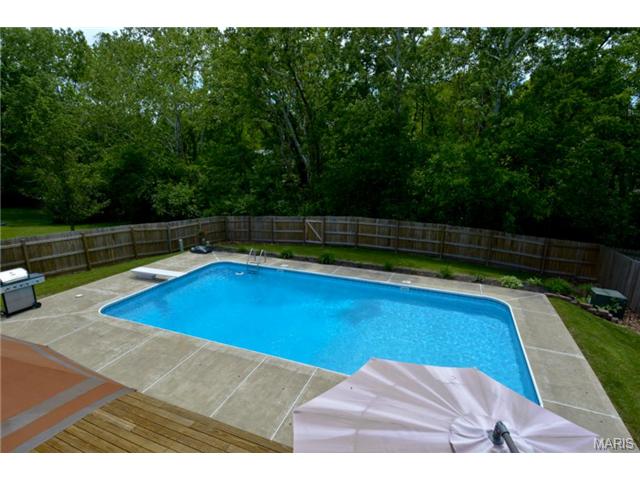1069 Pinrun, Ballwin, MO 63011 photo 36