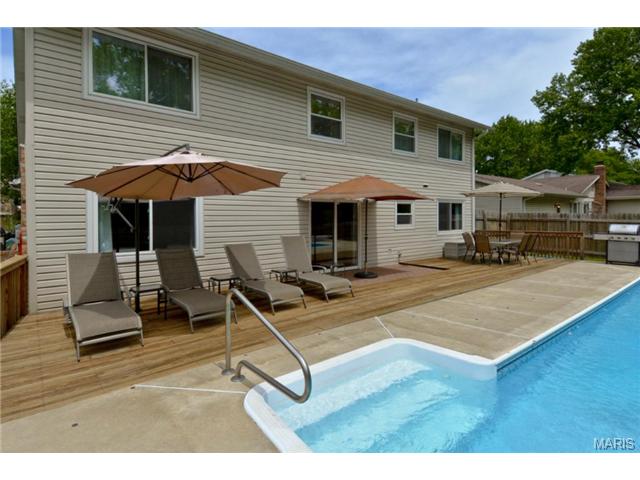 1069 Pinrun, Ballwin, MO 63011 photo 44