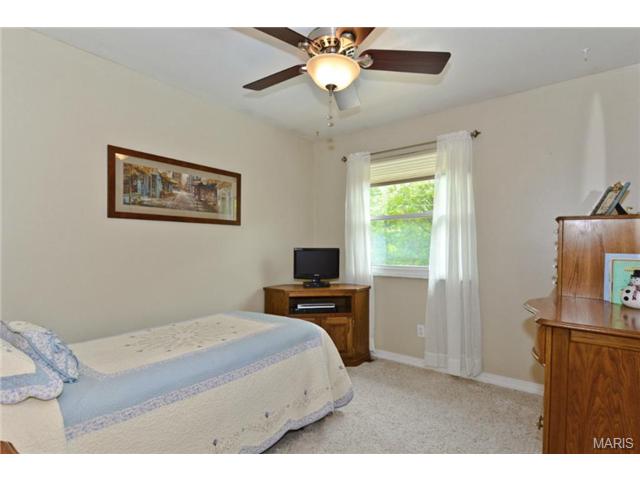 1069 Pinrun, Ballwin, MO 63011 photo 28