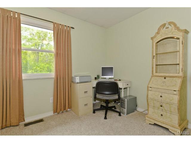 1069 Pinrun, Ballwin, MO 63011 photo 30