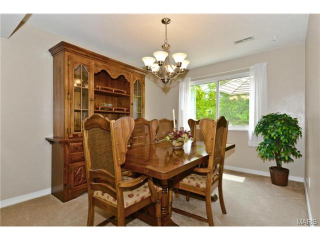 1069 Pinrun, Ballwin, MO 63011 photo 7