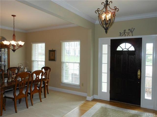 1139 Cypress Point Dr, O'fallon, MO 63366 photo 2