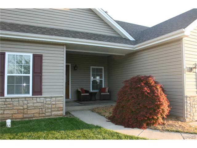 814 Bluff Brk, O'fallon, MO 63366 photo 1