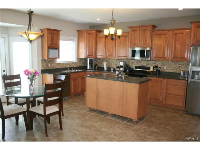814 Bluff Brk, O'fallon, MO 63366 photo 8