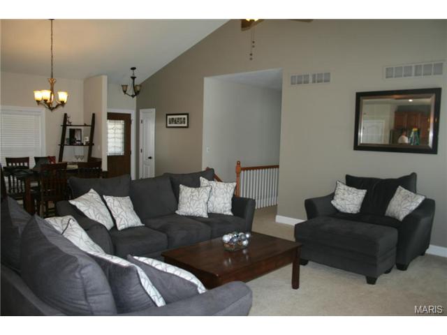814 Bluff Brk, O'fallon, MO 63366 photo 5