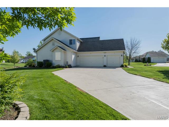 5597 Hennsley Cir, Weldon Spring, MO 63304 photo 17