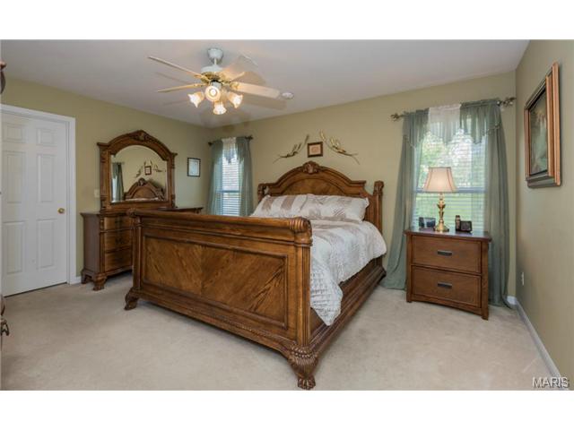 5597 Hennsley Cir, Weldon Spring, MO 63304 photo 8