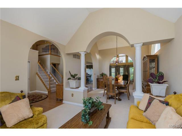 5597 Hennsley Cir, Weldon Spring, MO 63304 photo 4