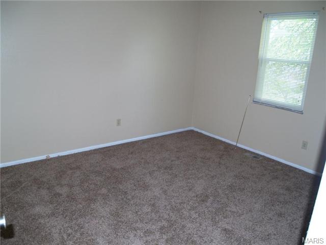 406 Feise Rd, O'fallon, MO 63368 photo 5