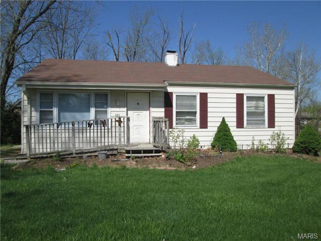 231 Ramsey Ln, Ballwin, MO 63021 photo 1