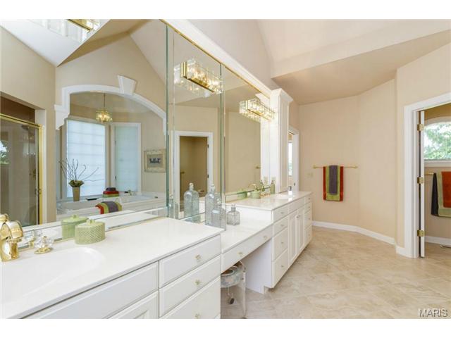 130 Roehampton Ln, Weldon Spring, MO 63304 photo 37