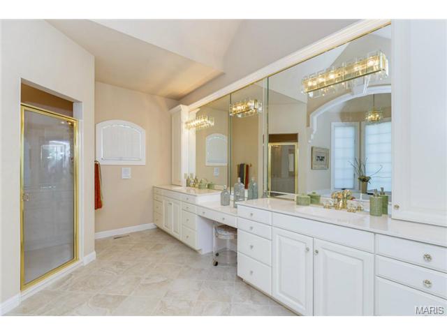 130 Roehampton Ln, Weldon Spring, MO 63304 photo 34