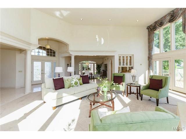 130 Roehampton Ln, Weldon Spring, MO 63304 photo 5