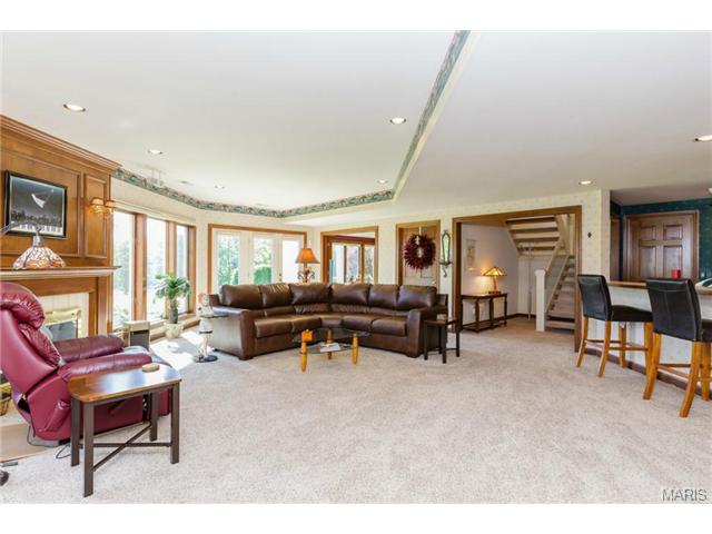 130 Roehampton Ln, Weldon Spring, MO 63304 photo 41