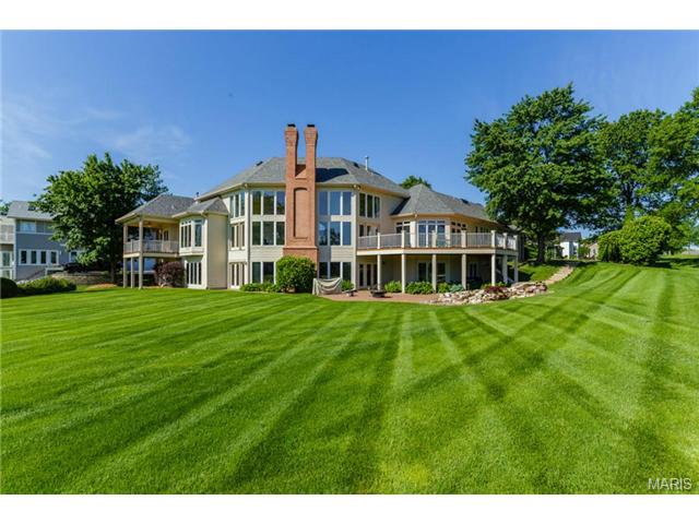 130 Roehampton Ln, Weldon Spring, MO 63304 photo 2