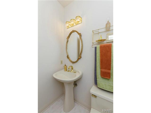 130 Roehampton Ln, Weldon Spring, MO 63304 photo 27