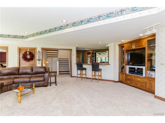 130 Roehampton Ln, Weldon Spring, MO 63304 photo 40