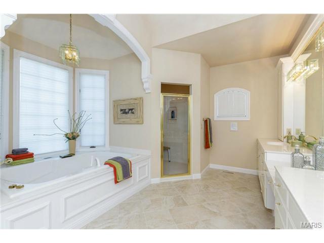 130 Roehampton Ln, Weldon Spring, MO 63304 photo 33