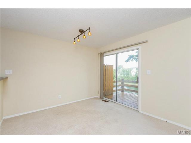 919 Alpine Ridge Dr, Ballwin, MO 63021 photo 16