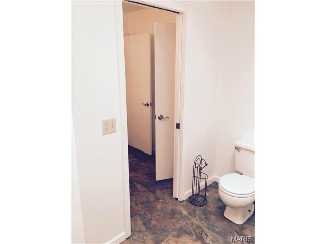 267 Carmel Woods, Ellisville, MO 63021 photo 10