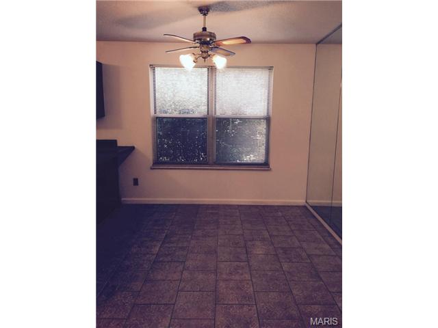 267 Carmel Woods, Ellisville, MO 63021 photo 5