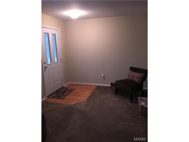 713 Hyde, O'fallon, MO 63366 photo 4