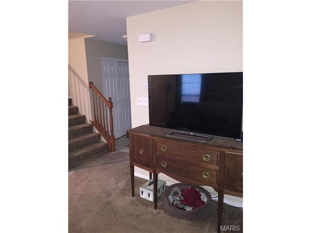 713 Hyde, O'fallon, MO 63366 photo 5