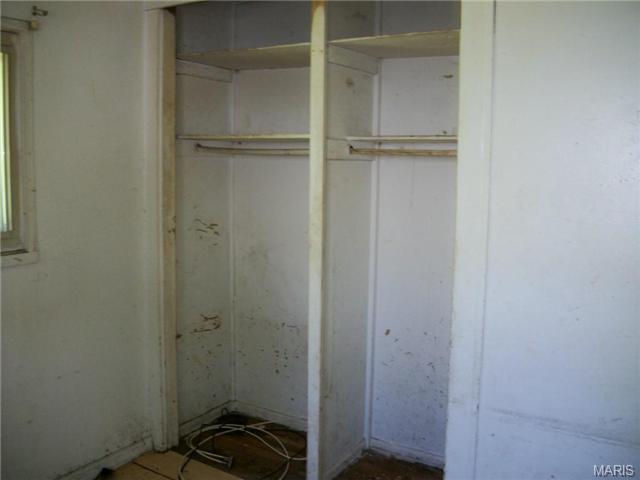 8311 Edna Ave, Ferguson, MO 63135 photo 2