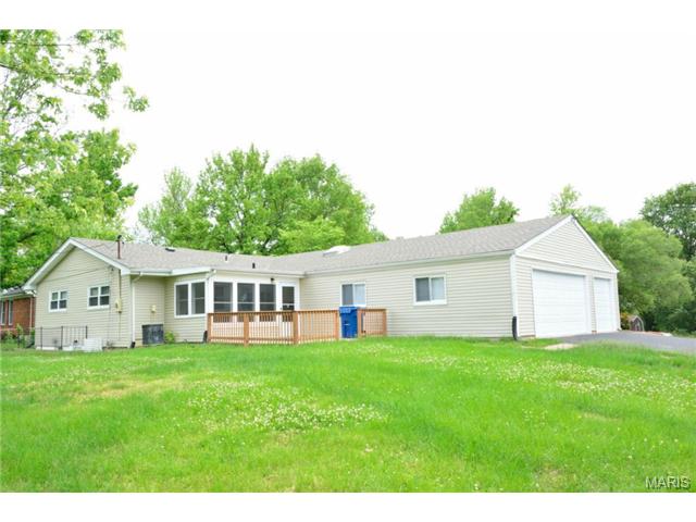 563 Kehrs Ml, Ballwin, MO 63011 photo 16
