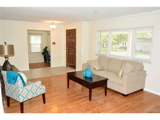 563 Kehrs Ml, Ballwin, MO 63011 photo 14
