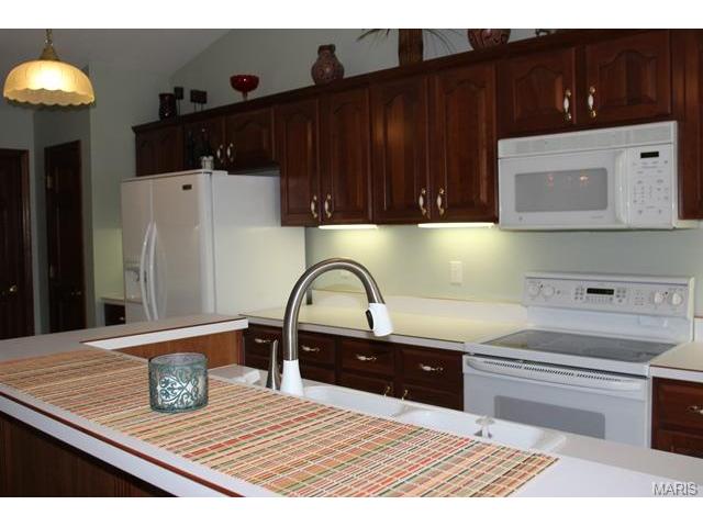 3084 Devilla Trl, Saint Charles, MO 63301 photo 11