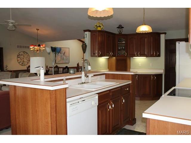 3084 Devilla Trl, Saint Charles, MO 63301 photo 10