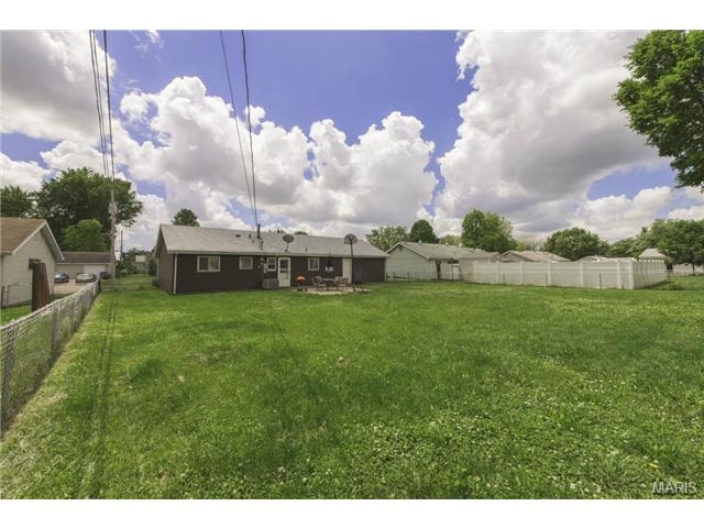 405 Saint Joseph Ave, O'fallon, MO 63366 photo 16