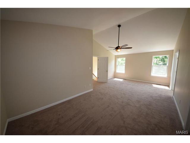 800 Legends View Dr, Eureka, MO 63025 photo 18
