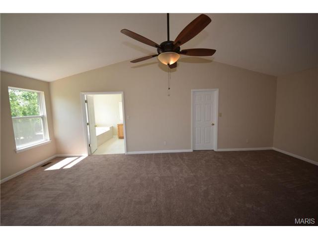 800 Legends View Dr, Eureka, MO 63025 photo 5