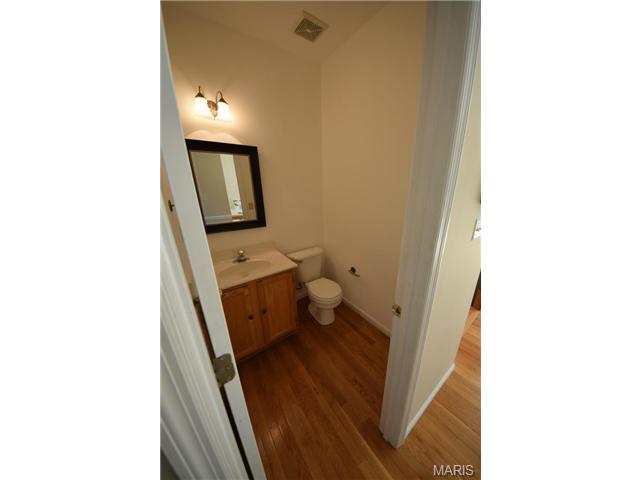 800 Legends View Dr, Eureka, MO 63025 photo 10