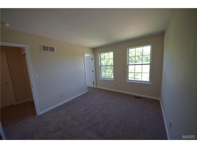 800 Legends View Dr, Eureka, MO 63025 photo 22