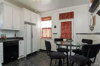 5338 Devonshire Ave, Saint Louis, MO 63109 photo 9