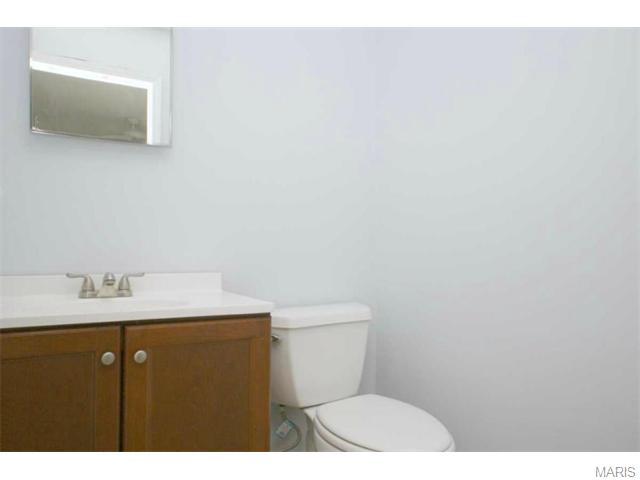 1013 Shadowoak, Ballwin, MO 63021 photo 8