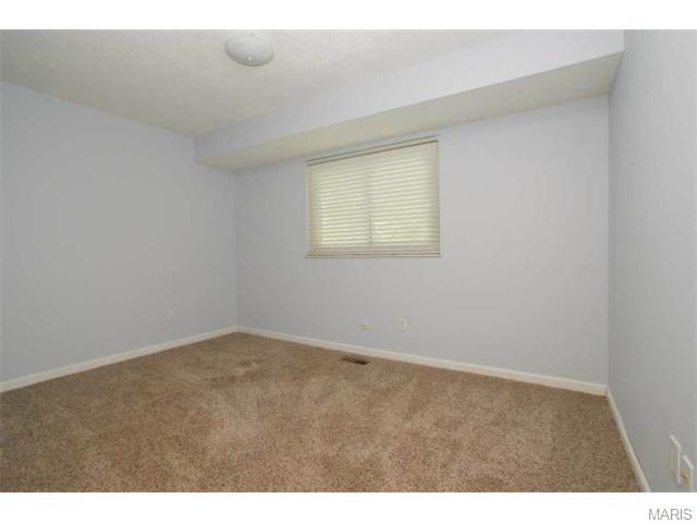 1013 Shadowoak, Ballwin, MO 63021 photo 10