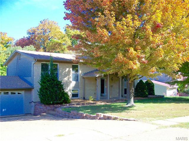 123 Caybeth, Ballwin, MO 63021 photo 1